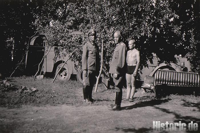 Generalmajor Wolff, Hauptmann Kordt und der Spiess Daniel 