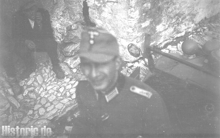 Ernst an Leyen im KDR Stand rückwärts Turlotti 1944