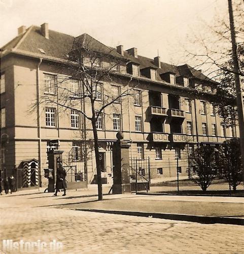 Adolf-Hitler-Kaserne - Bremen-Stader Strasse