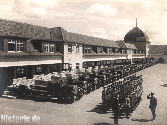 Adolf-Hitler-Kaserne - Bremen-Stader Strasse