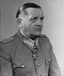 General der Infanterie Dietrich von Choltitz