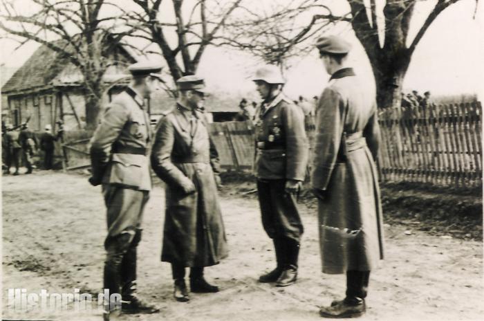 Ritterkreuz-Verleihung an Oberfeldwebel August Holz